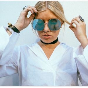 Quay Kiss and Tell Octagon Mirror Sunglasses